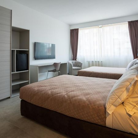 בולאטה Hotel Bula מראה חיצוני תמונה