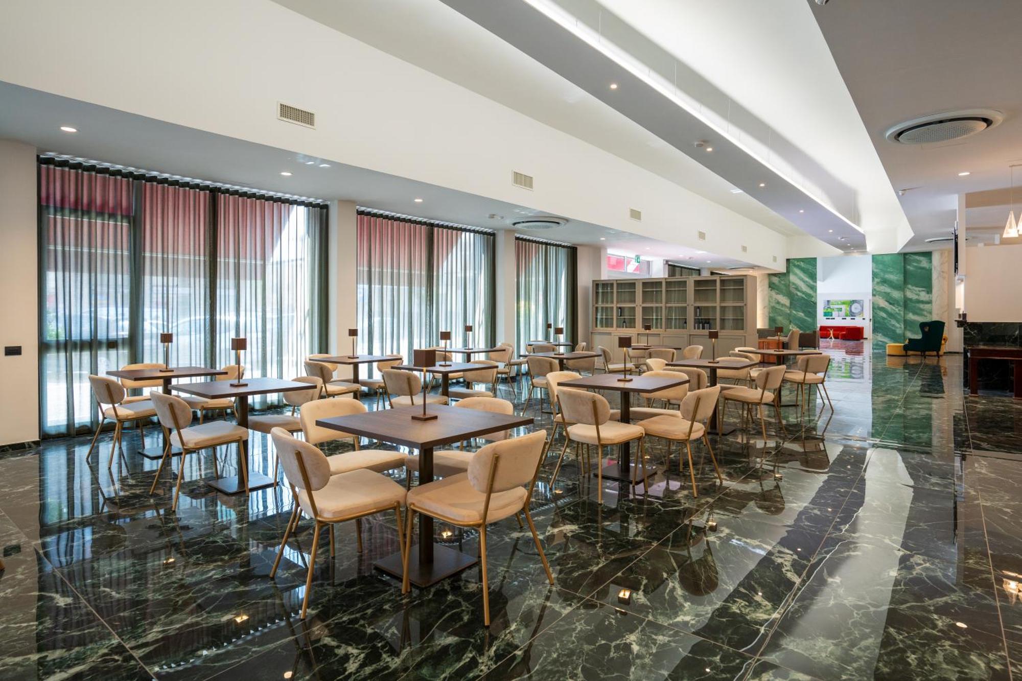 בולאטה Hotel Bula מראה חיצוני תמונה