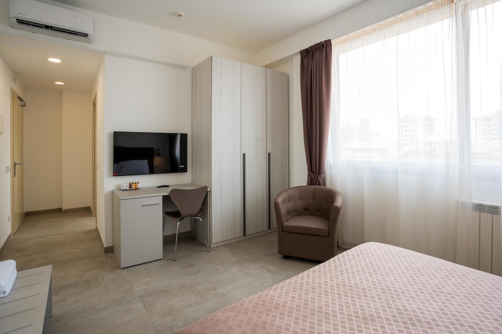 בולאטה Hotel Bula מראה חיצוני תמונה