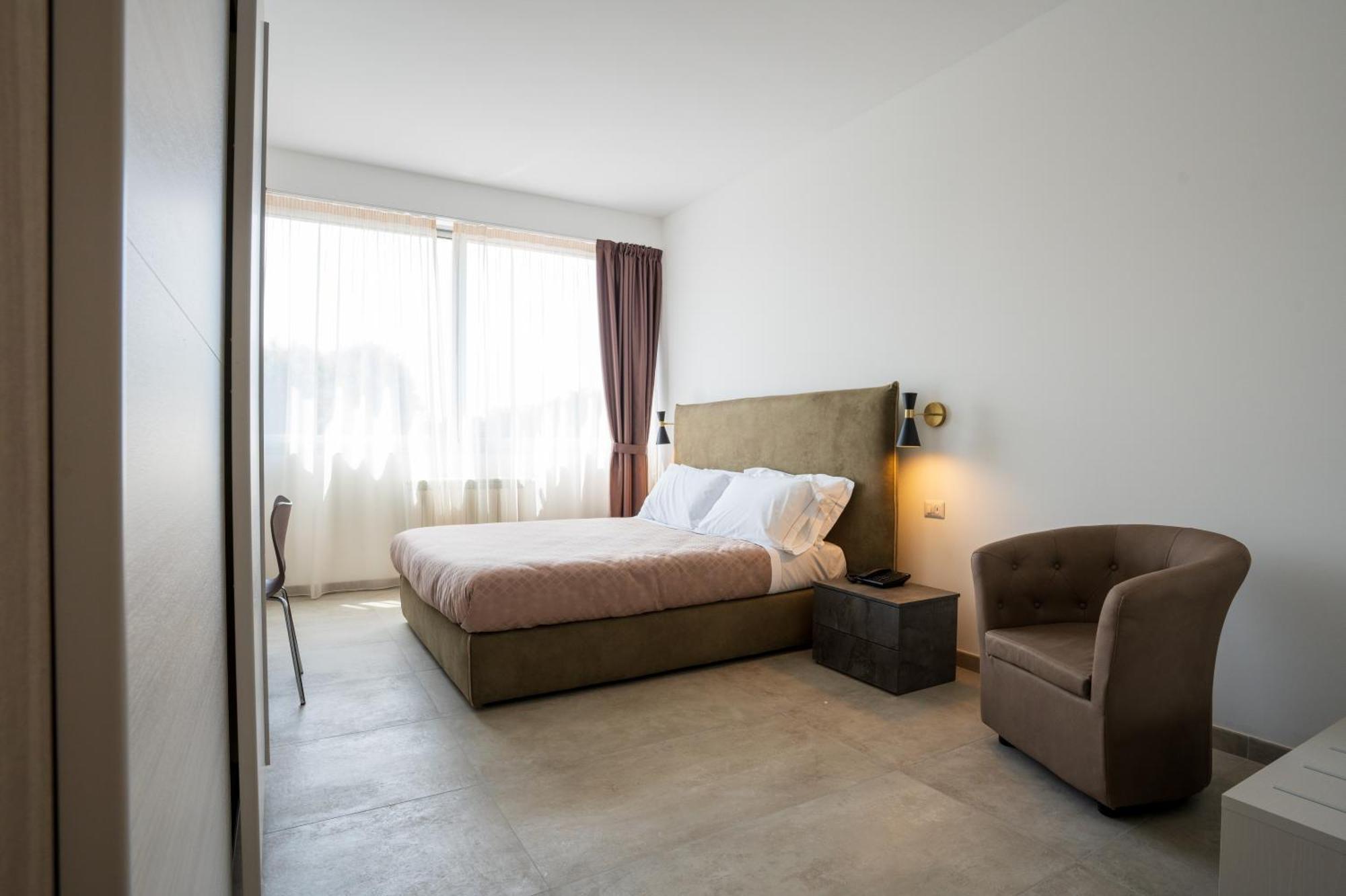 בולאטה Hotel Bula מראה חיצוני תמונה